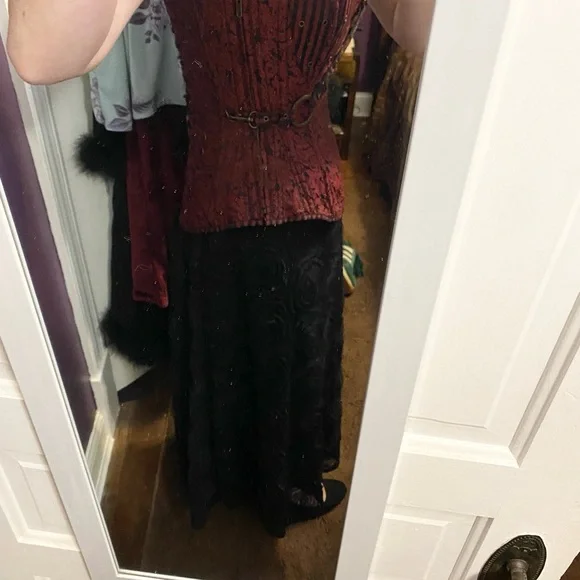 Red and Black Corset with Stripes and Floral Pattern - Picture 4 of 5